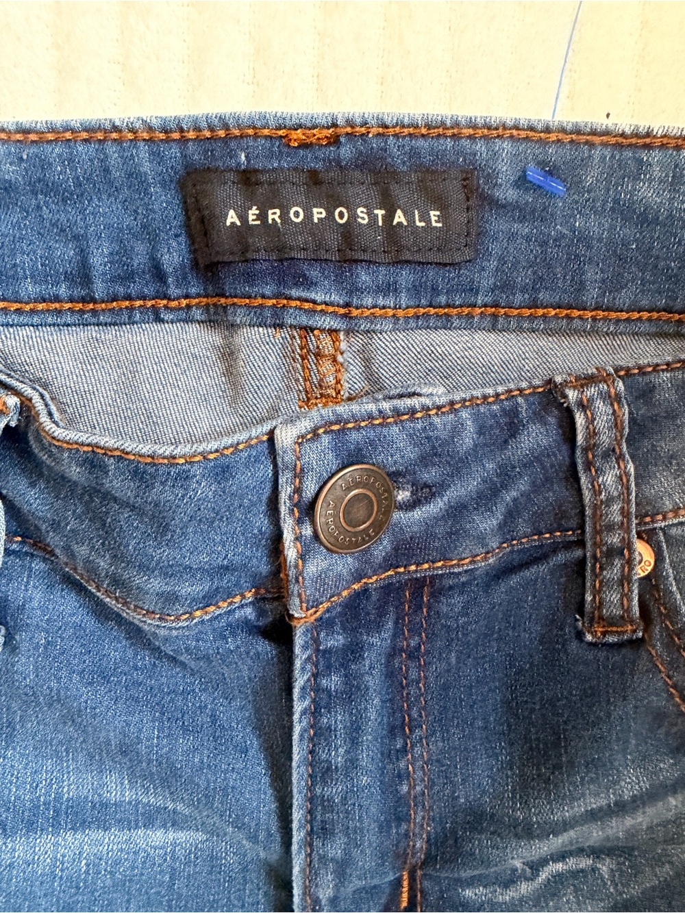 Aeropostale Distressed Denim Shorts Size 8 - Picture 2 of 6